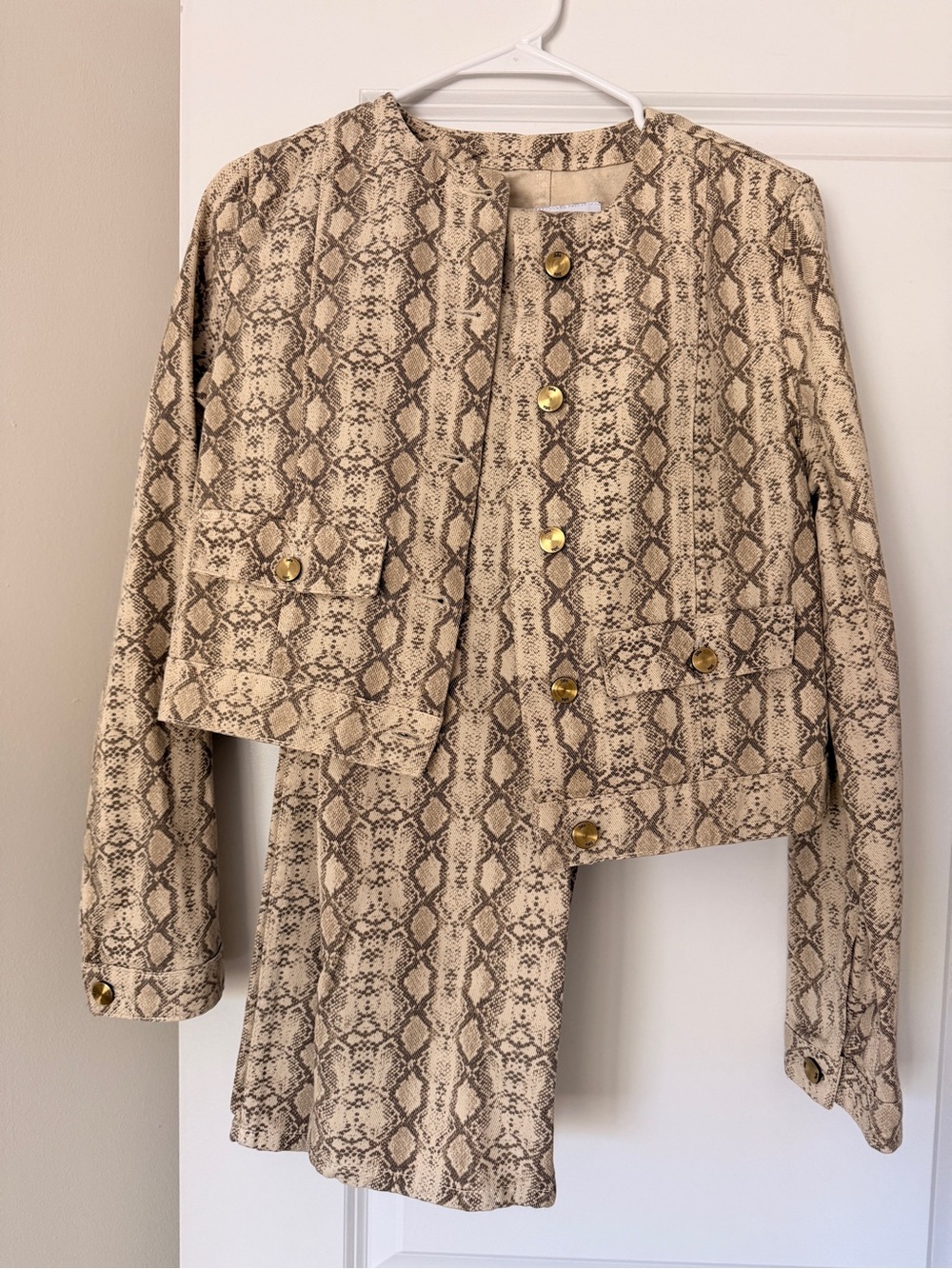 SET - Zara Snake-Print Boot Cut Jeans and matching Jacket  in Beige and Brown